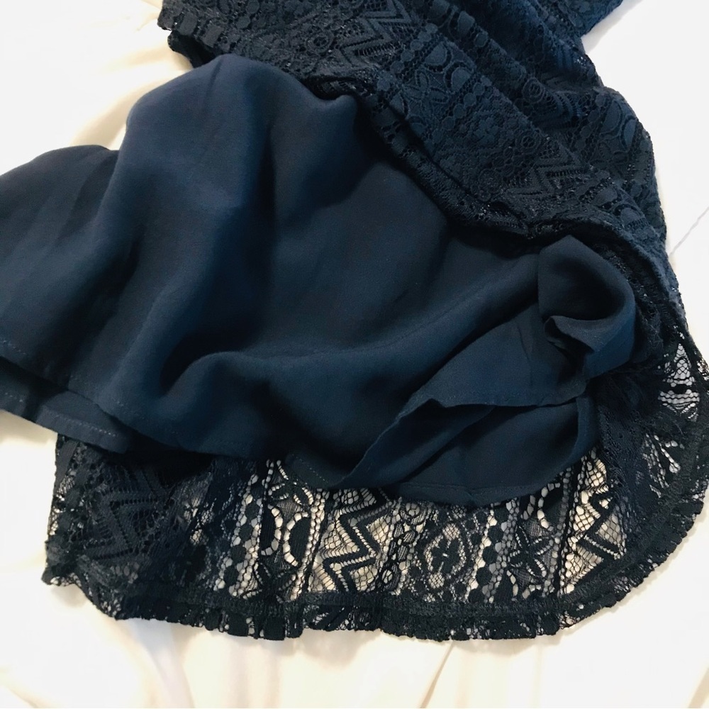 NWT Hollister Navy Blue Crochet Knit Sleeveless Dress Women’s size Small 4 6 - Picture 5 of 6